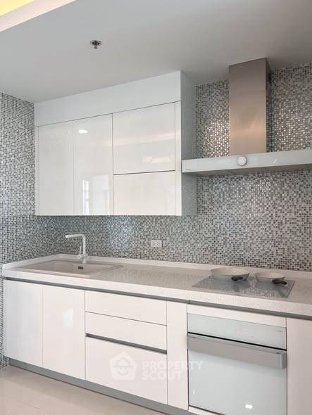 picture High-Floor 3-BR 190 Sqm At Del Mare Condominium, Bangsaray (ID 3054393) - 2/27