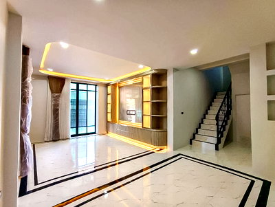 บ้านเดี่ยว ชลบุรี : House for Sale Nong Pla Lai East Pattaya 4Bedroom