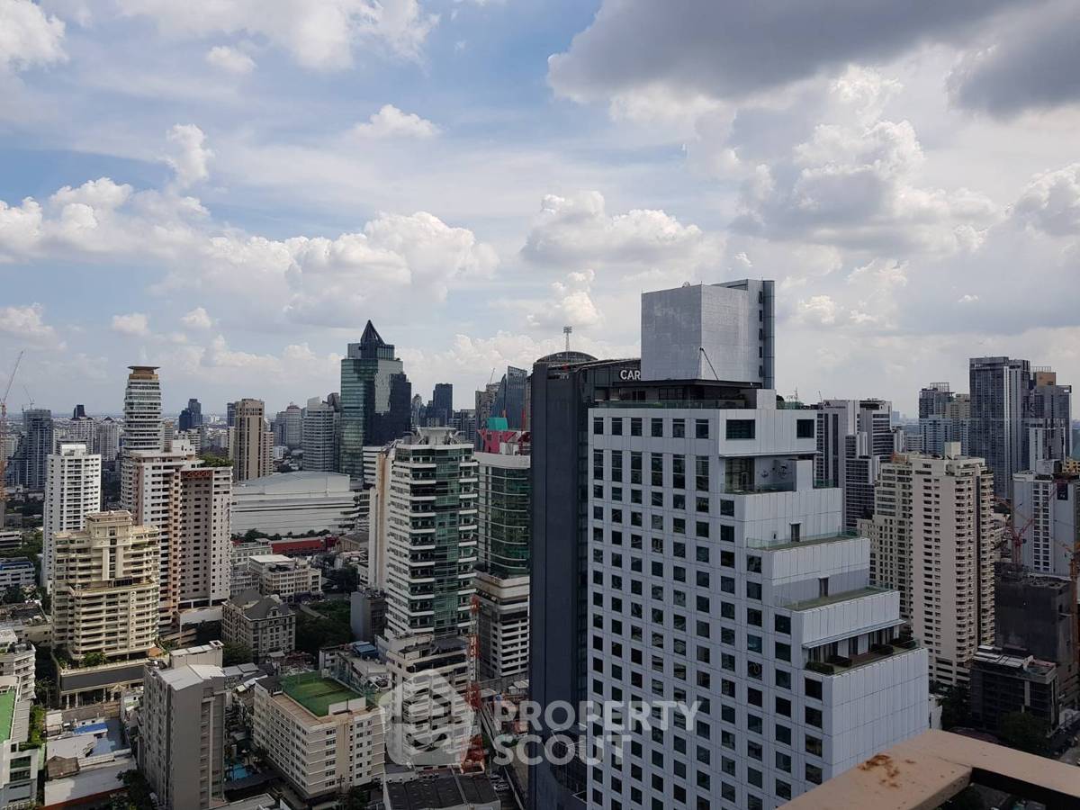 picture 2-BR 65 Sqm, 28th-Floor At The Edge Sukhumvit 23, 200m to MRT Sukhumvit (ID 889733) - 18/22