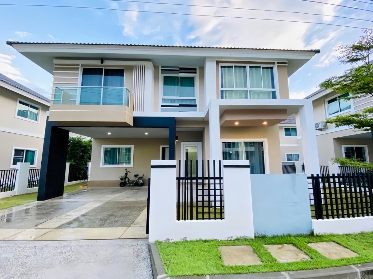 รูป บ้านเดี่ยว 2 ชั้น พร้อมเข้าอยู่ ในโครงการกาญกนก 12 เฟส 2 ทำเลสารภี ใกล้บุญถาวรเชียงใหม่ เดินทางสะดวก เหมาะสำหรับครอบครัวและชาวต่างชาติ RH-0011 - รูปที่ 2/15
