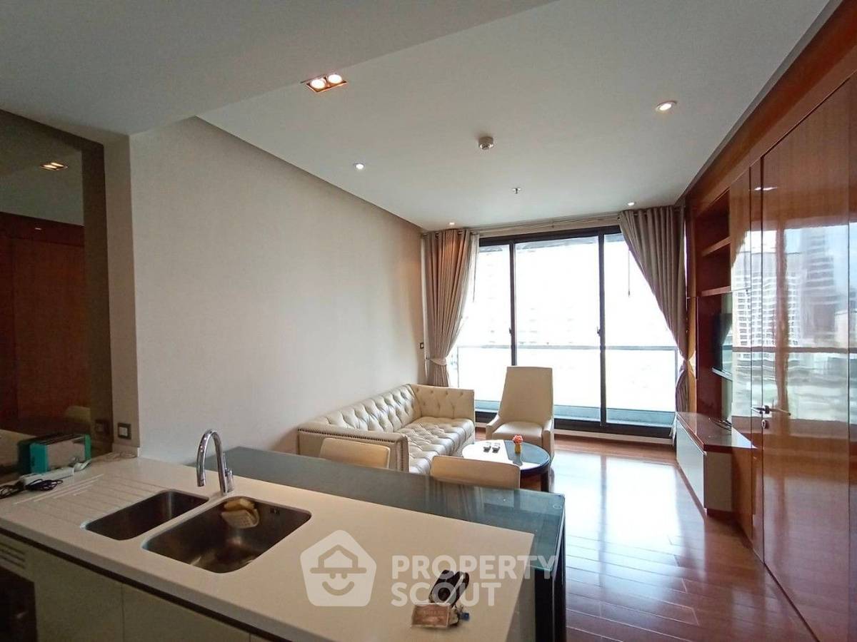 รูป คอนโด 1 ห้องนอน 52 ตร.ม. ชั้น 11 ที่ The Address Sukhumvit 28 ใกล้ BTS พร้อมพงษ์ 300 ม. (ID 2335356) - รูปที่ 1/6