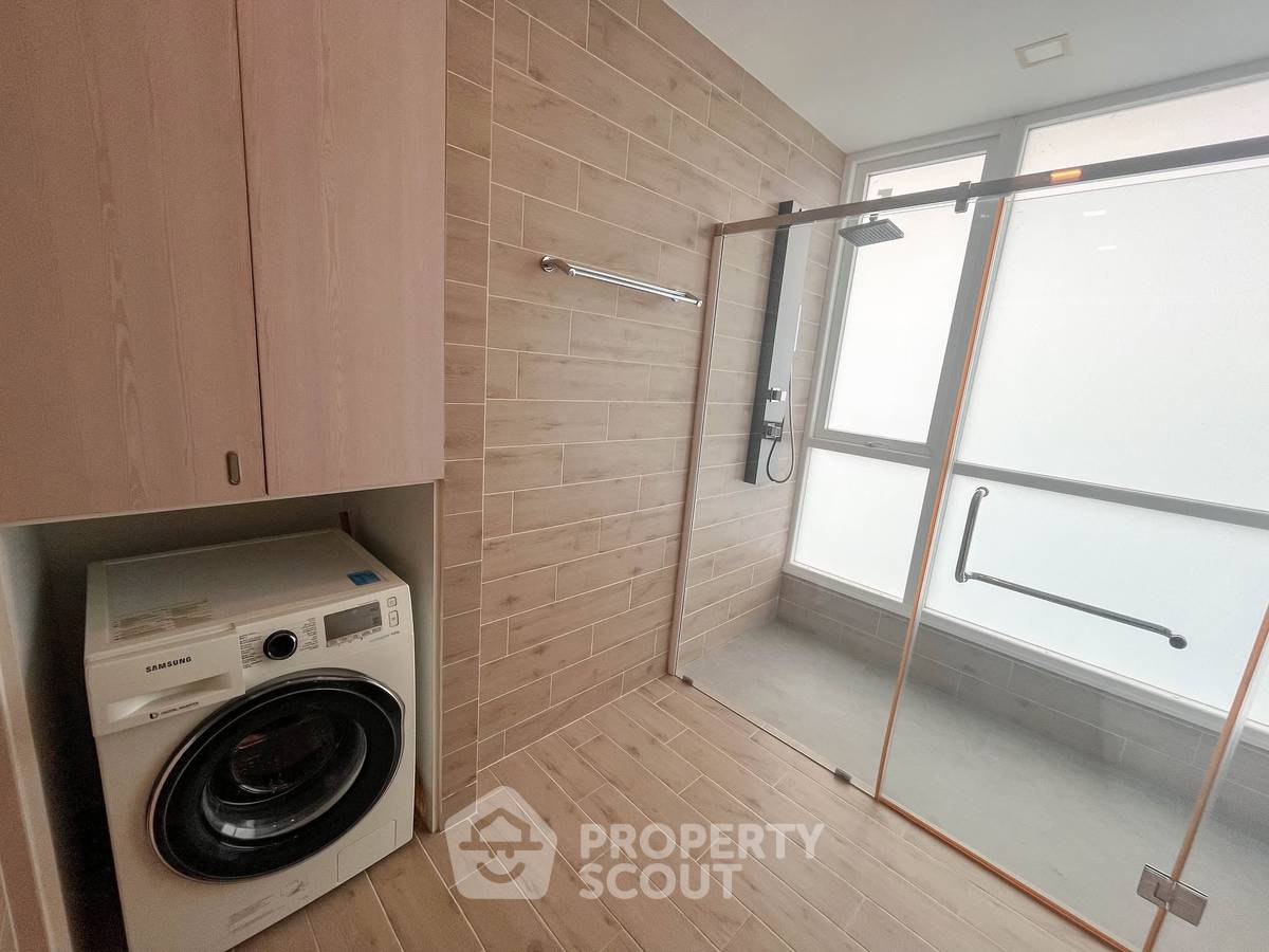 picture High-Floor 3-BR 190 Sqm At Del Mare Condominium, Bangsaray (ID 3054393) - 14/27