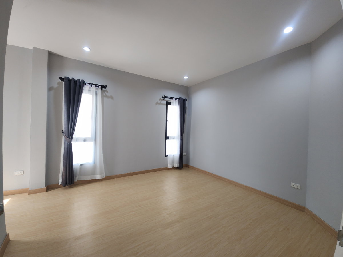 picture Detached House for Sale, Yo House Hua Thale, Korat | Corner Plot 79.5 sq.w. - 10/14