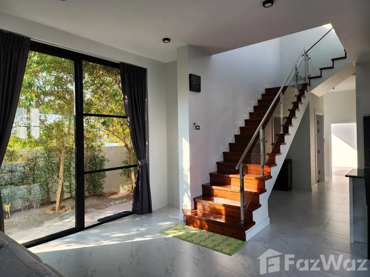picture Newly Built 4-Bedroom Luxury Pool Villa 6543664 - 3/25