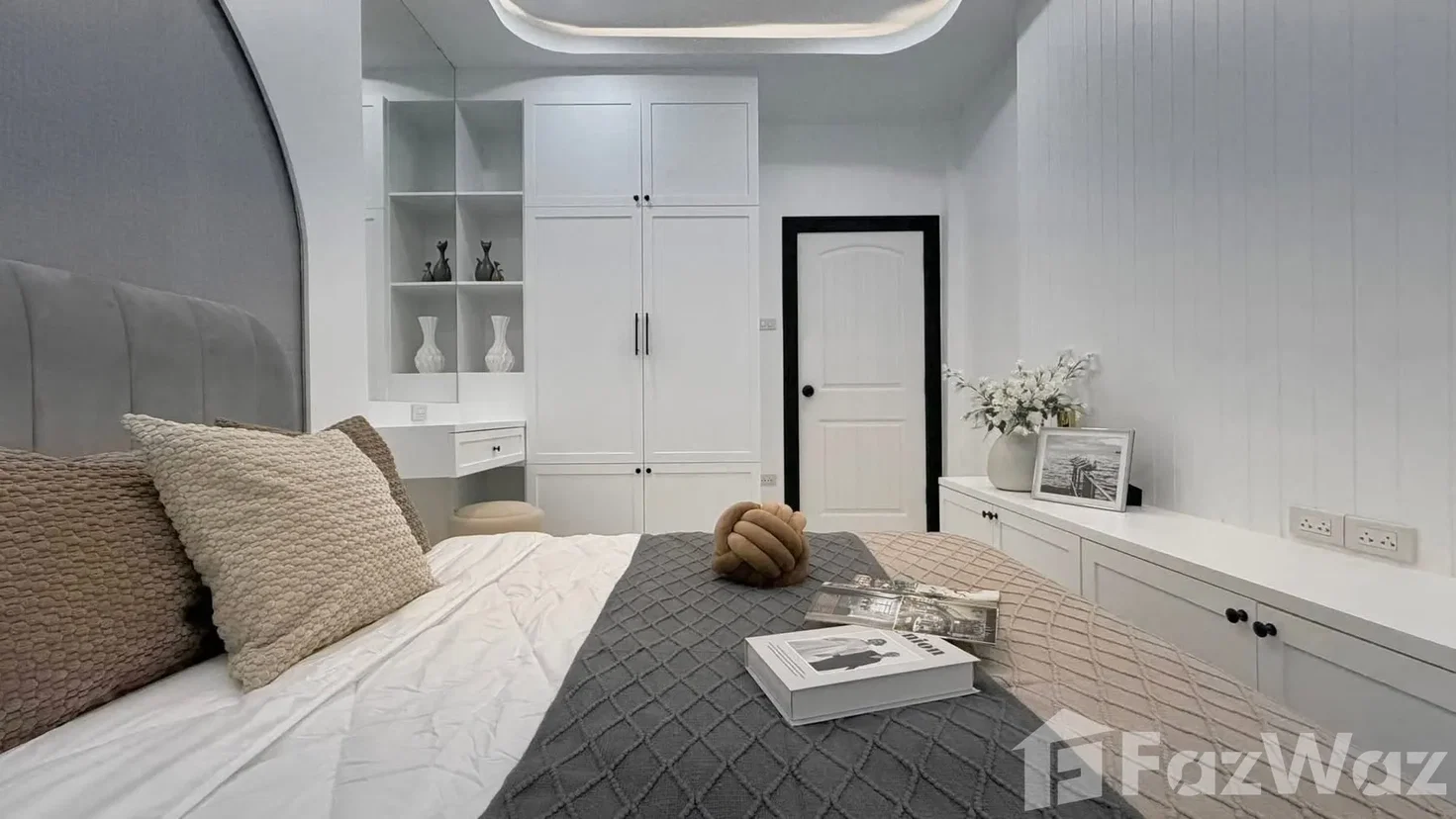 picture Modern Home with Premium Free Upgrades in a Prime Location 6543671 - 6/35