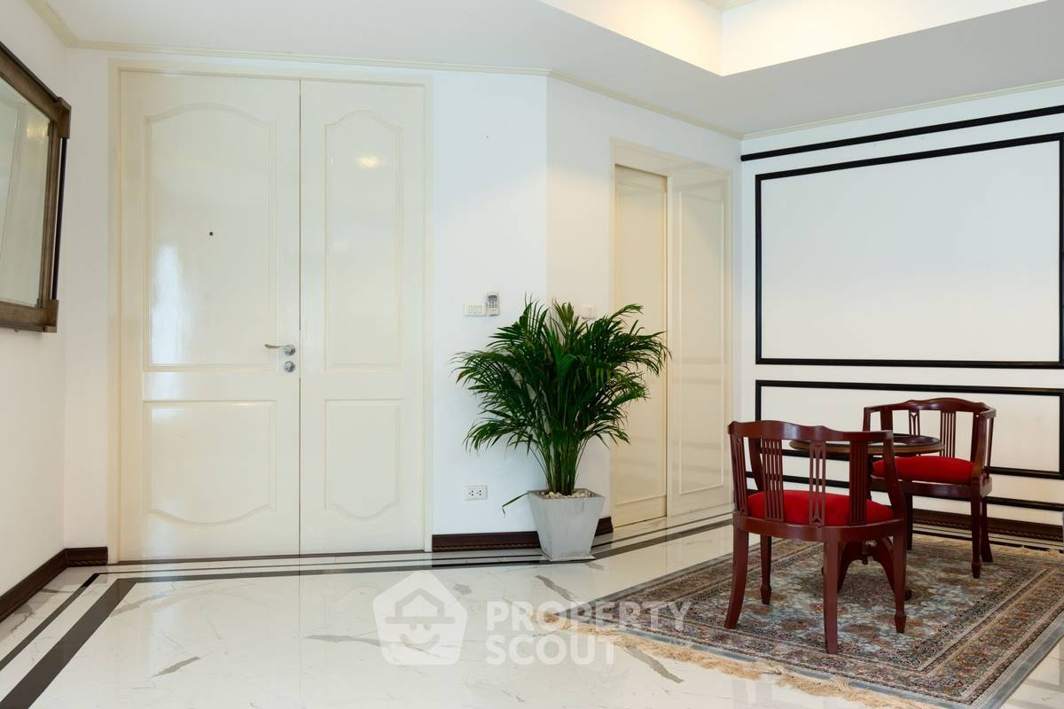 รูป คอนโด 3 ห้องนอน ขนาด 181 ตร.ม. ลา วี เอน โรส เพลส ใกล้ BTS ทองหล่อ 300 ม. (ID 2894845) - รูปที่ 36/50