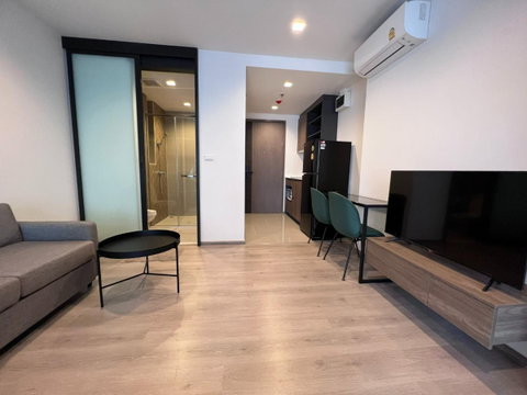 🏙️✨ FOR RENT: The Line Phahonyothin Park — MODERN CITY LIVING NEAR BTS HA YAEK LAT PHRAO! 💰 Rental Price: 17,000 THB/month