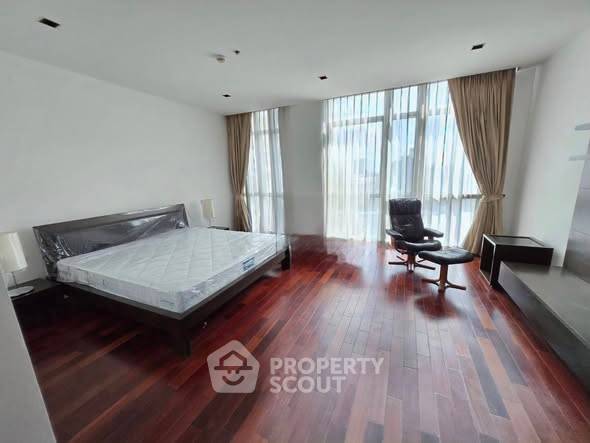 รูป ชั้น 38 คอนโด 3 ห้องนอน 216 ตร.ม. Athenee Residence ใกล้ BTS เพลินจิต (ID 2932944) - รูปที่ 2/9