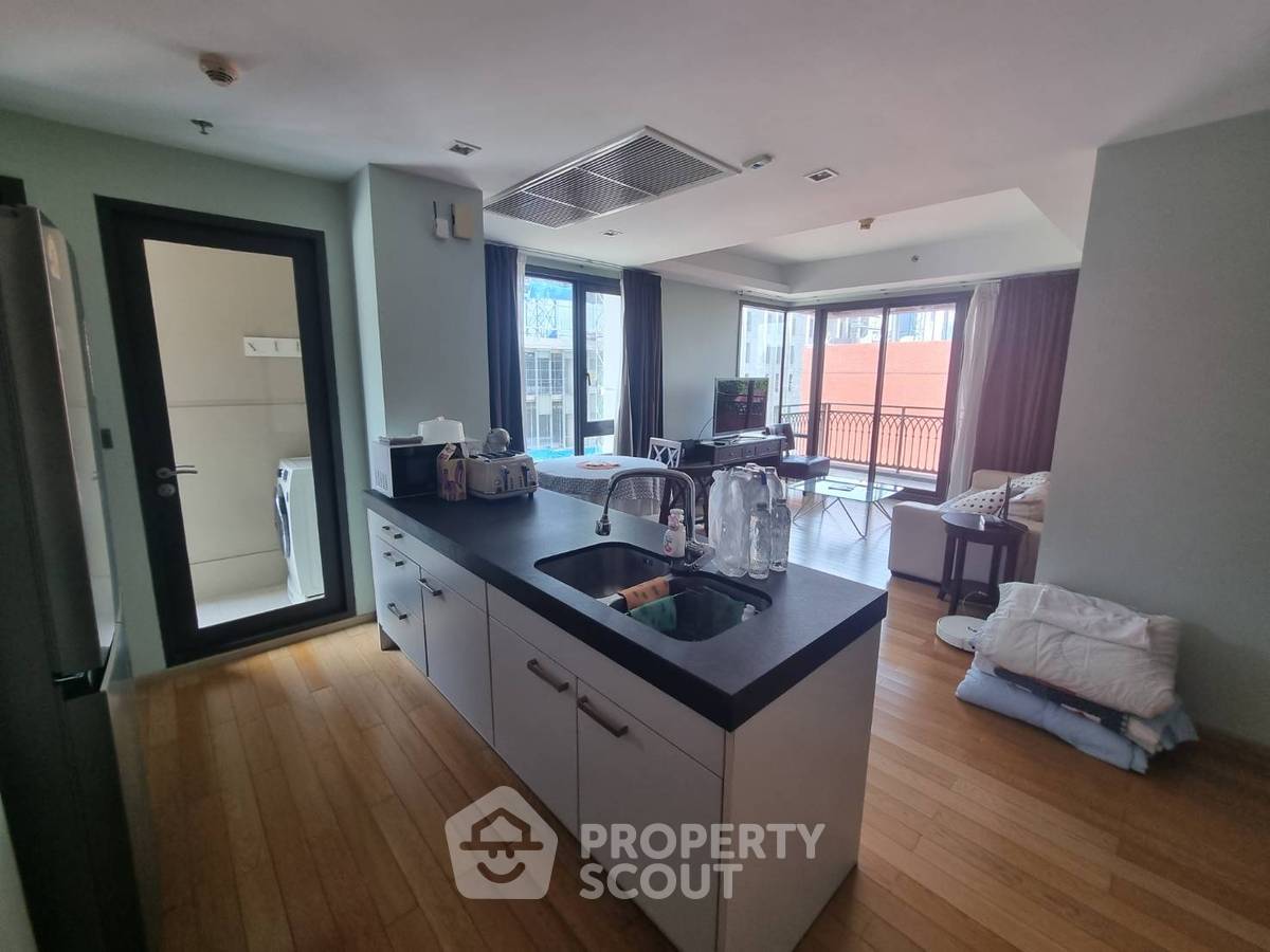 picture 2-BR 98 Sqm Condo At Prive By Sansiri, Near BTS Phloen Chit (ID 320405) - 1/9