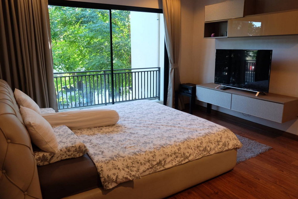 รูป Call : 081-553-1623 บ้านเดี่ยวใกล้เมกาบางนา Villa Arcadia Srinakarin 72 ตร.วา 4 ห้องนอน 3 ห้องน้ำ 3 ที่จอดรถ 1 ห้องเอนกประสงค์ 1 ห้องเมด ตกแต่งครบ - รูปที่ 9/14