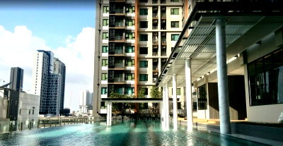Condos for rent : 🏙️✨ FOR RENT: Life Asoke — HIGH-FLOOR MODERN CITY LIVING IN THE HEART OF ASOKE!  💰 Rental Price: 18,000 THB/month | 📲 Line ID: @condobkk (with @)  