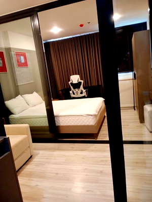 Condos for rent : PFD-08742 Condo for rent XT Huai Khwang , beautiful room, fully furnished, ready to move in, near MRT Huai Khwang 75 meters 🏙️