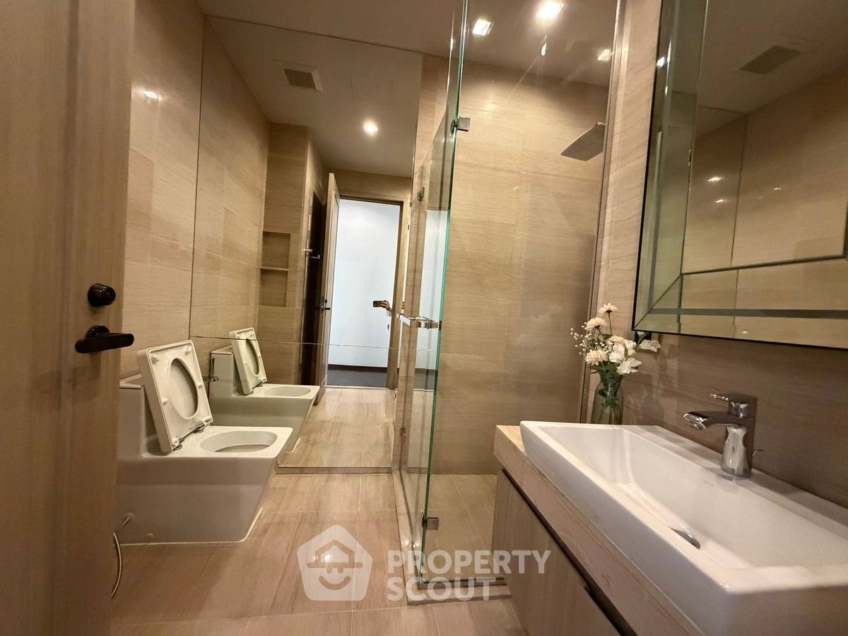 picture 2-BR 81 Sqm, 24th-Floor At The XXXIX By Sansiri near BTS Phrom Phong (200m) (ID 562692) - 10/16