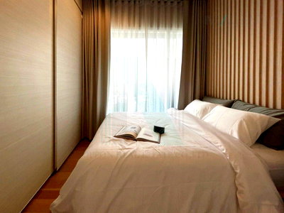 Condos for rent : 🎉 For Rent Condo THE SAINT RESIDENCES Building 1, Floor 28,1 bed room, Room size 30 sqm