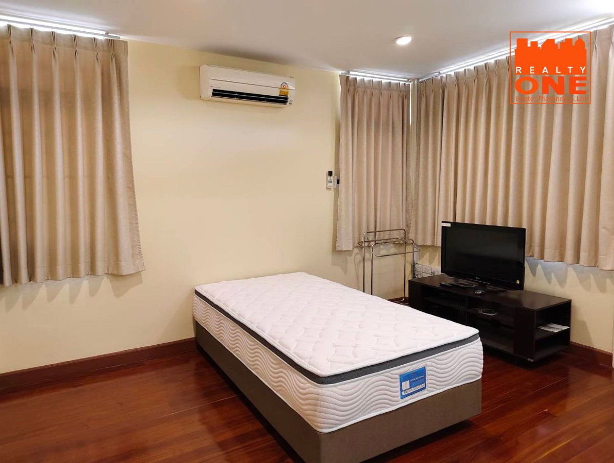 รูป ให้เช่า บ้านเดี่ยว 99 ตารางวา 5 ห้องนอน รีโนเวทแล้ว หมู่บ้านทิพวัล ใกล้รถไฟฟ้าสถานีทิพวัล สงบน่าอยู่มาก - รูปที่ 13/20
