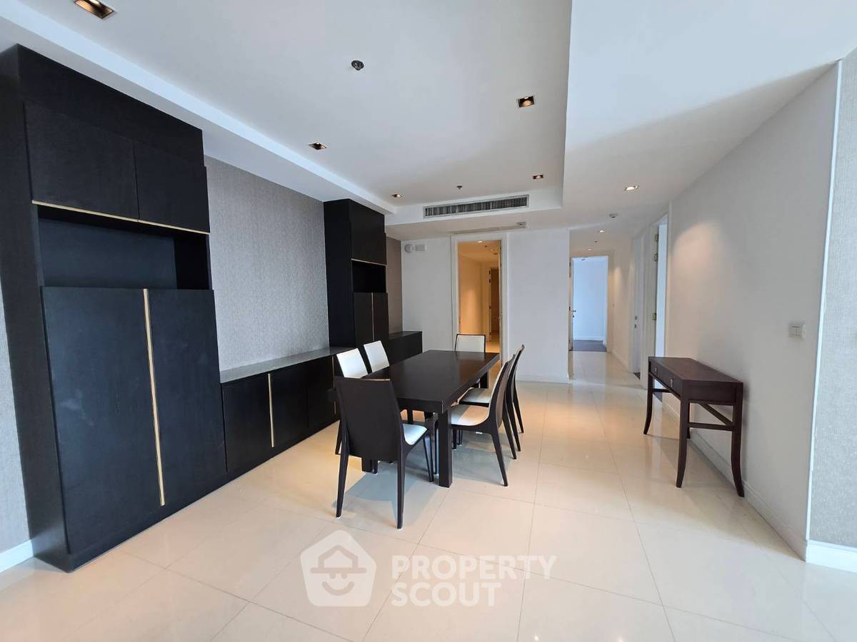 picture 3-BR 178 Sqm High-Floor At Athenee Residence, 200m to BTS Phloen Chit (ID 3053808) - 4/7
