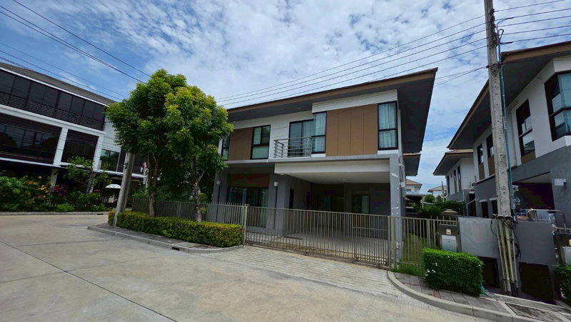 บ้านเดี่ยวให้เช่า : ให้เช่าบ้านเดี่ยว บ้านลุมพินี สวนหลวงร.9