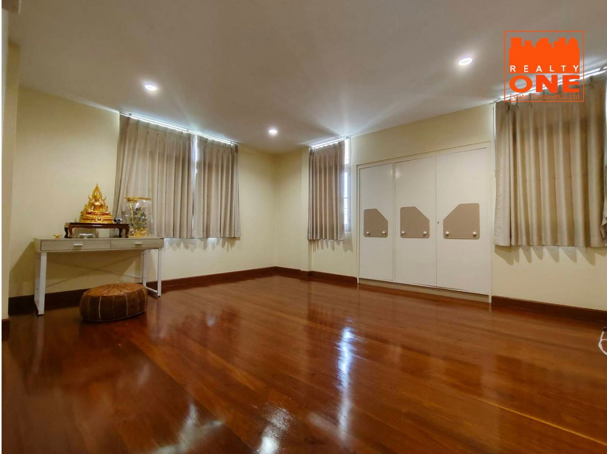 รูป ให้เช่า บ้านเดี่ยว 99 ตารางวา 5 ห้องนอน รีโนเวทแล้ว หมู่บ้านทิพวัล ใกล้รถไฟฟ้าสถานีทิพวัล สงบน่าอยู่มาก - รูปที่ 19/20