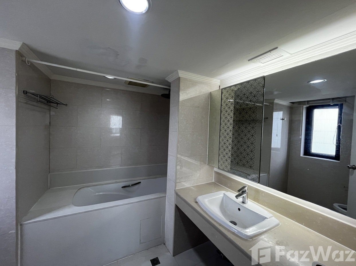picture 2bedroom 2bathroom 5379108 - 5/12