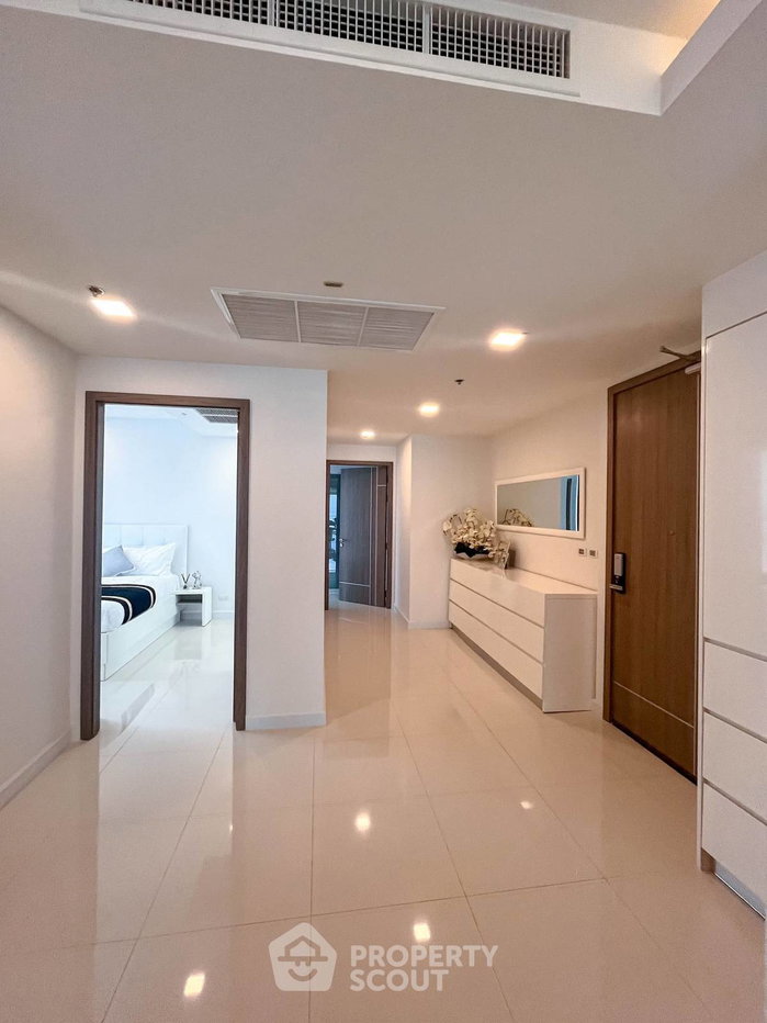 picture High-Floor 3-BR 190 Sqm At Del Mare Condominium, Bangsaray (ID 3054393) - 10/27