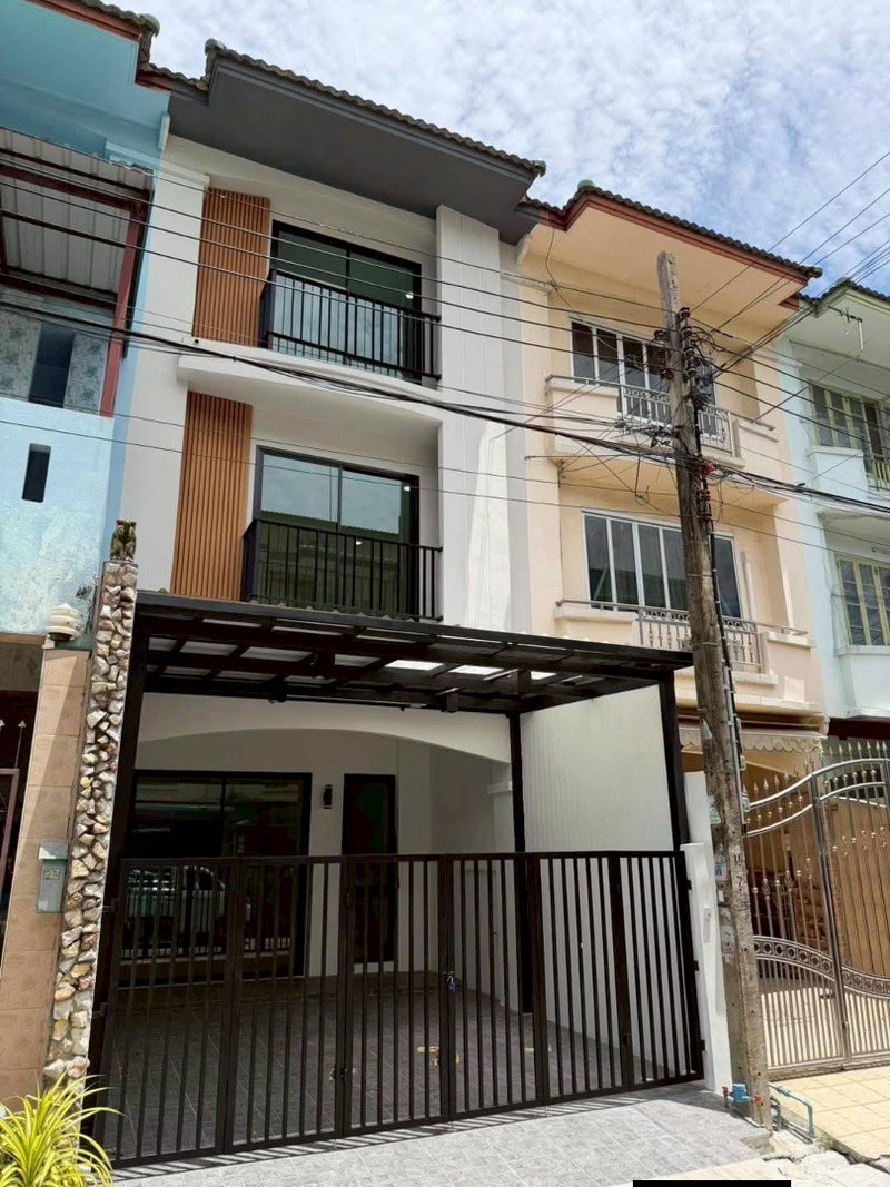 ขายทาวน์โฮม : ⭐✨RH-061 ขายทาวน์โฮมสรานนท์ ถนนติวานนท์ ✨⭐