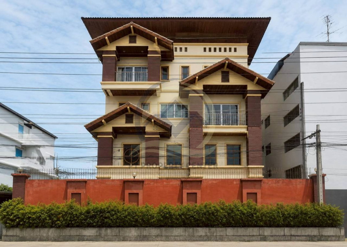 รูป บ้านเดี่ยว 3 ชั้น พร้อมชั้นลอยและดาดฟ้า ( แปลงมุม ) ถนนเสนานิคม 1 ซอย 26 จตุจักร เปิดราคาพิเศษ ใจกลางเมือง ตอบโจทย์ทั้งอยู่อาศัยและการทำธุรกิจ - รูปที่ 2/38