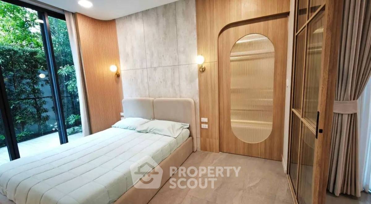 รูป บ้านเดี่ยว 5 ห้องนอน ขาย ใน Vive Krungthep Kreetha บางกะปิ กรุงเทพ (ID 2416542) - รูปที่ 10/27