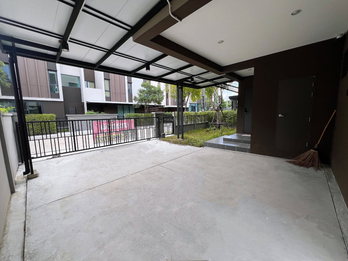 picture ðĨ Luxury Townhome for Sale â Baan Klang Muang The Edition SukhumvitâOnnut | Near BTS Onnut - 20/21