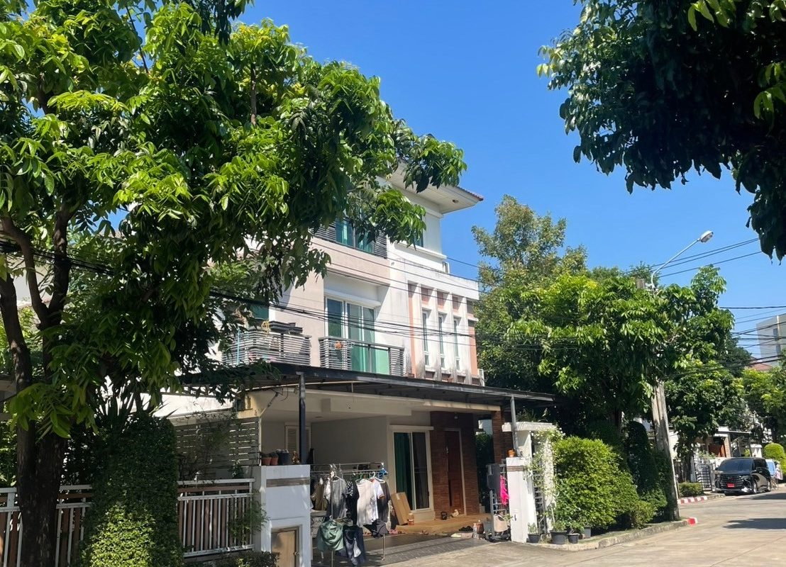 รูป AL-ZB_088| ราคาพิเศษ!!! บ้านเดี่ยว 3 ชั้น บางกอก บูเลอร์วาร์ด รามอินทรา กม.2 (ราคา 11,520,000 บาท ) - รูปที่ 1/5