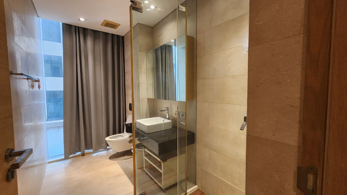 รูป Saladaeng Residences | ห้องกว้างมากหนึ่งนอนไซต์ใหญ่ ตกแต่ง สวยเรียบๆ โล่งๆ เหมาะกับคนมีของเยอะ - รูปที่ 9/11