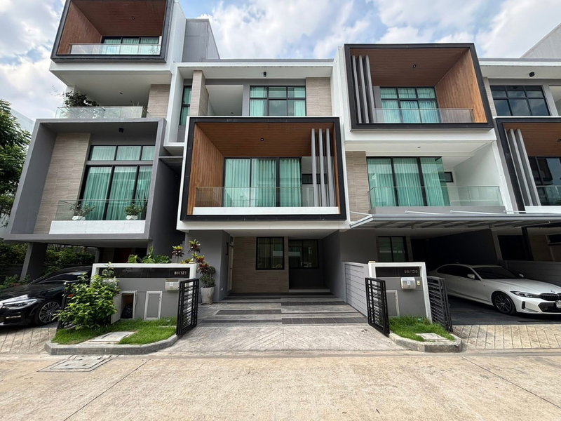 ทาวน์โฮมให้เช่า : 🏢#MT2606_117 🏢💥ด่วน💥ว่างชัวร์ รีบคลิก ก่อนหลุดมือ‼️ 𝗙𝗼𝗿 𝗥𝗲𝗻𝘁8️⃣0️⃣ k.โครงการ  เนอวานาดีฟายน์ศรีนครินทร์พระราม9 