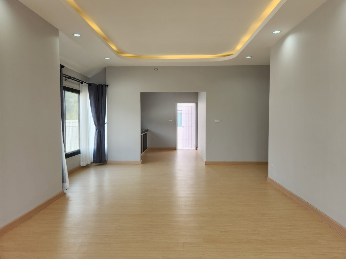 picture Detached House for Sale, Yo House Hua Thale, Korat | Corner Plot 79.5 sq.w. - 6/14