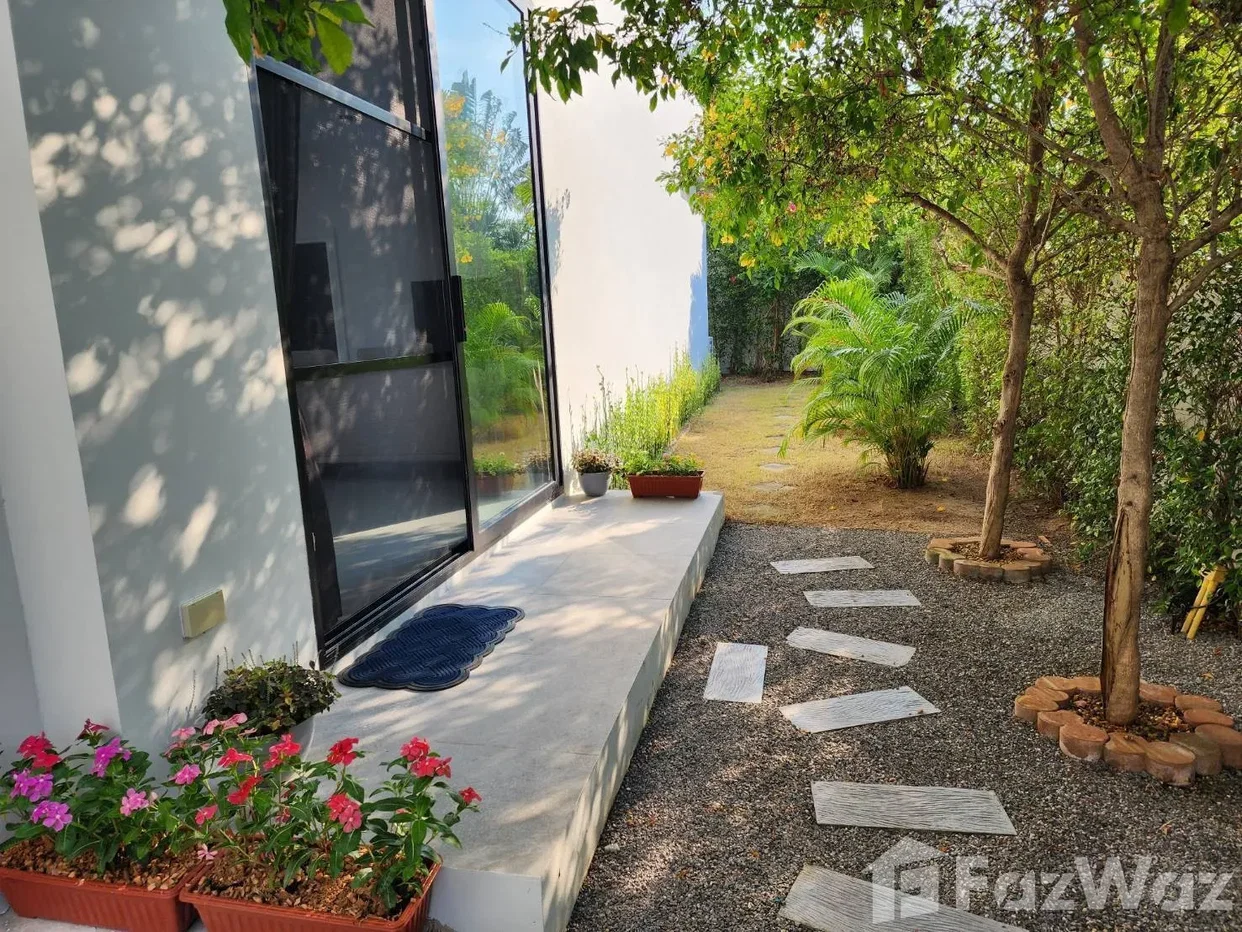 picture Newly Built 4-Bedroom Luxury Pool Villa 6543664 - 8/25