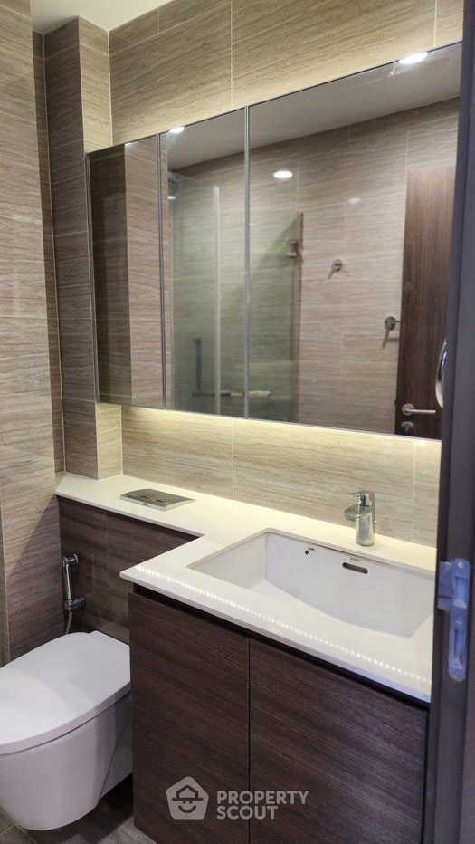 picture 2-BR Condo At Whizdom Essence Sukhumvit, 400m To BTS Punnawithi (ID 3054366) - 10/14