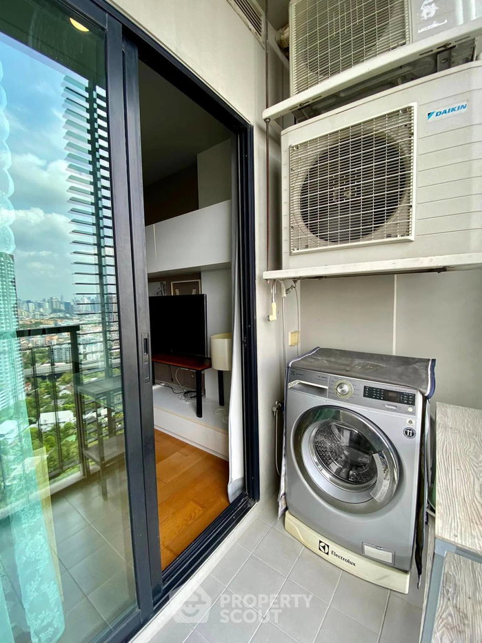 picture 26th-Floor 1-BR 40 Sqm Condo At Blocs 77, BTS On Nut (ID 1801595) - 2/17