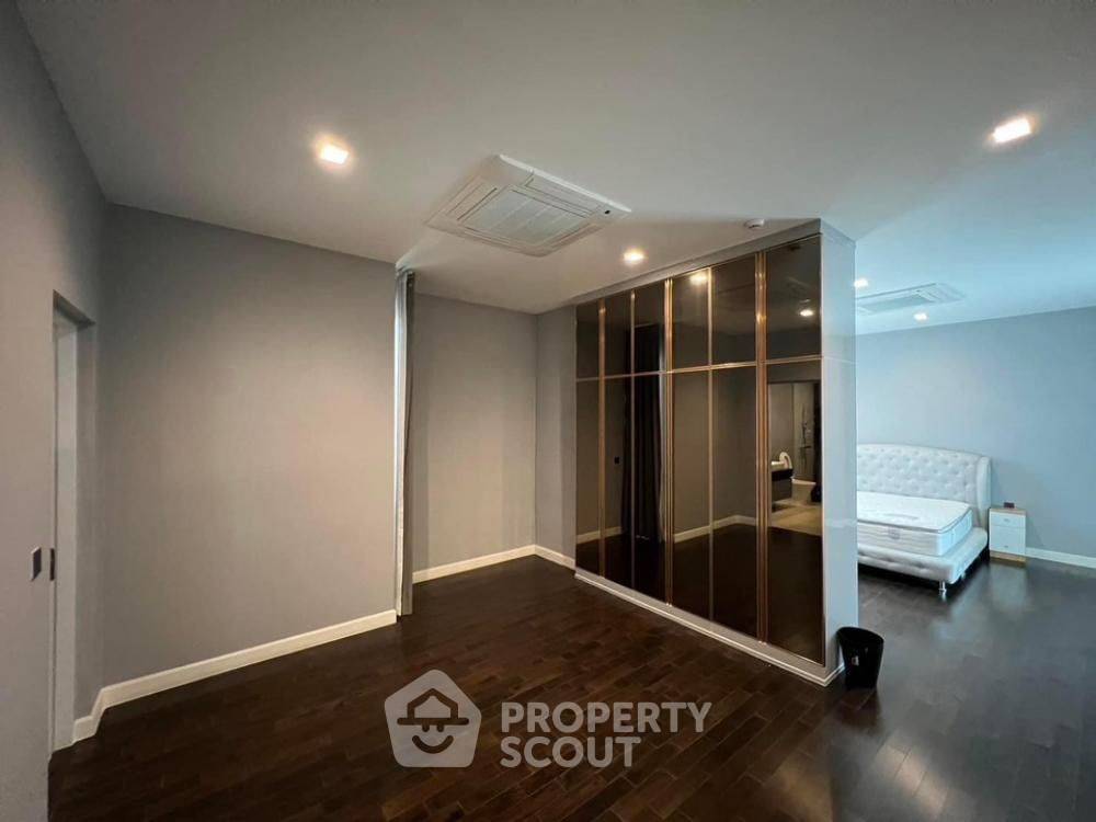 รูป บ้าน 4 ห้องนอน สำหรับขาย พร้อมเลี้ยงสัตว์ The Gentry พัฒนาการ 2 สุขุมวิท? (เขตสวนหลวง) (ID 2578644) - รูปที่ 14/20