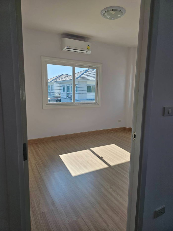 รูป ขายบ้านเดี่ยว 2 ชั้น ม.คุณาลัย พรีม บางบัวทอง ทำเลดี เดินทางสะดวก ใกล้ รร.สารสาสน์วิเทศไทรน้อย - รูปที่ 8/15