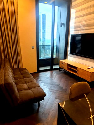 Condos for rent : 🔥 Guaranteed best price in the building! Ultra Luxury Condo The Esse Sukhumvit 36 – 1 Bedroom for only 40,000 THB/month! High floor, Premium unit 🏢✨