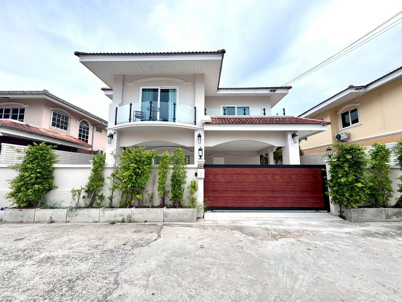 หมู่บ้านวันเดอร์แลนด์ 2 ใกล้เทอมินอล 21 ตกแต่งครบ พร้อมเข้าอยู่ สนใจทัก!!!