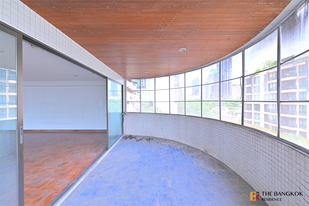 picture Pleonchit Terrace High-potential Location, Not as Expensive as You Think near BTS Phloen Chit - 3/10