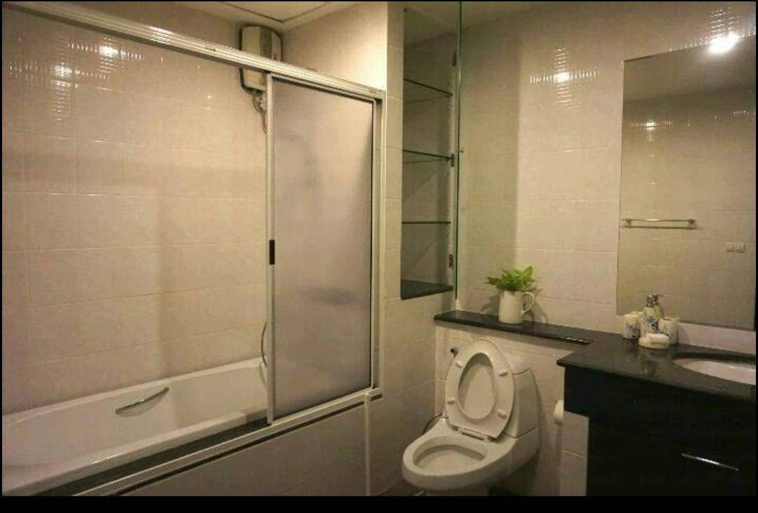 picture Condo For Rent 2 Bedrooms at Vista Garden Condo On-Nut - 6/9