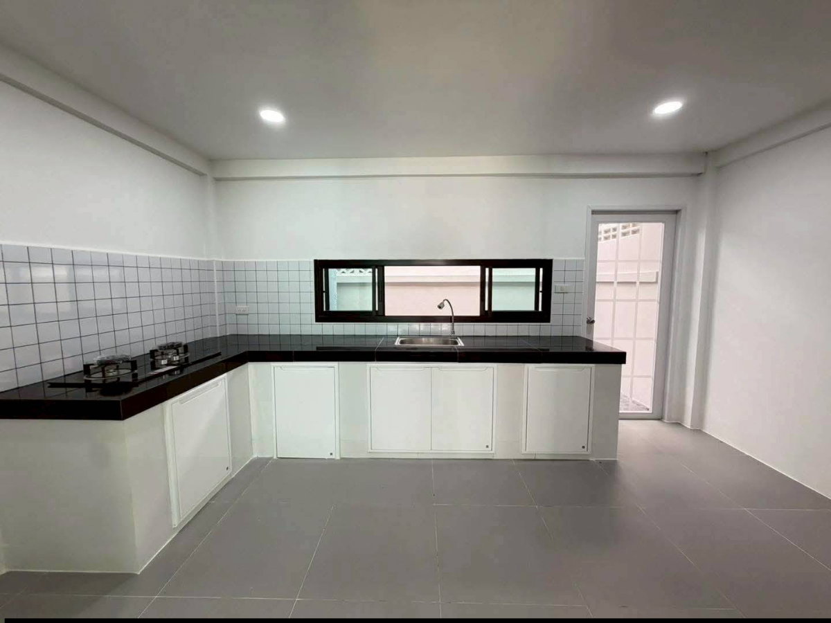 รูป ⭐✨RH-061 ขายทาวน์โฮมสรานนท์ ถนนติวานนท์ ✨⭐ - รูปที่ 4/20