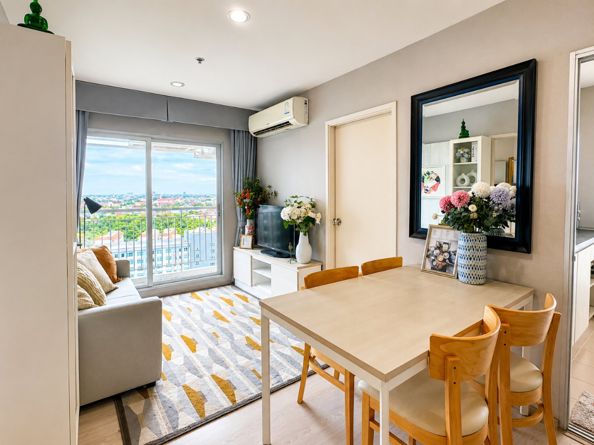 รูป ขายด่วน ราคาพิเศษ ต่ำกว่าราคาประเมิน Aspire Sathorn–Taksin (Timber Zone). 2 ห้องนอน ห้องสวย พร้อมเฟอร์นิเจอร์ครบ เพียง 500 เมตรจาก BTS วุฒากาศ - รูปที่ 1/10