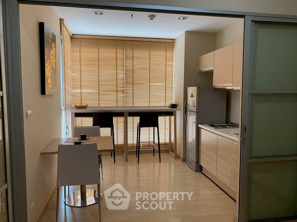 picture 1-BR Condo In Rhythm Ratchada, 100m to MRT Ratchadaphisek (ID 2468800) - 6/8
