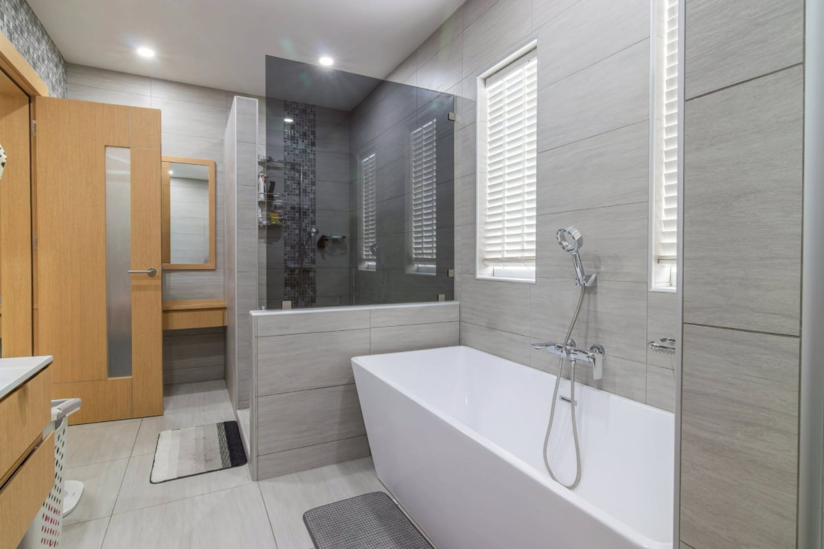 picture Luxury 1-Storey Modern Pool Villa for Sale on Pattaya Hilltop - Panoramic Views - 12/23