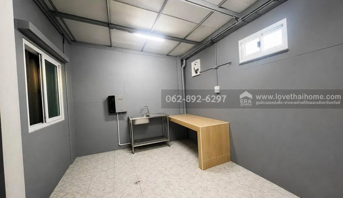 รูป ขายด่วน!ทาวน์โฮม 2 ชั้น ซอยเพชรเกษม 79 หมู่บ้านหรรษา พรีม่า ขนาด 24.8 ตรว. สวยพร้อมอยู่ ราคาพิเศษเพียง 2.89 ล้านบาท - รูปที่ 11/15