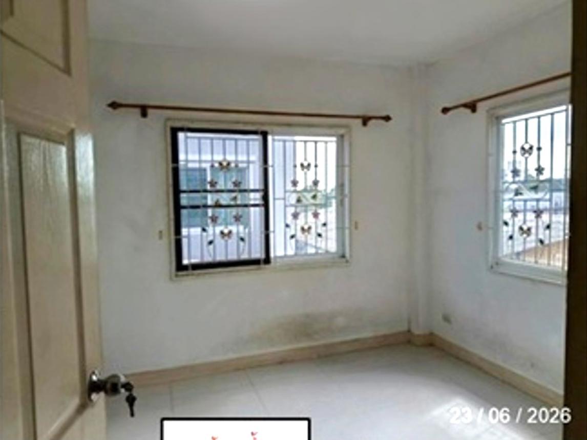 picture TOWN HOUSE 35.7 Sq.w. Phan Thong Chonburi for 2.6M - 32/38