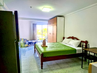 Condos for sale : Jomtien Beach Condo for Sale Studio Fully Furnished