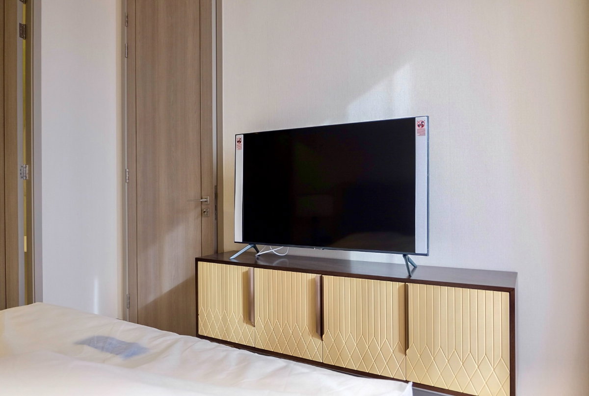 รูป ห้องว่าง* ✅ ✅ ให้เช่า - The Reserve Sathorn , Super Luxury 1 ห้องนอน พร้อมเข้าอยู่ ติดต่อไลน์ @bktasset หรือโทร 095-325-8928 - รูปที่ 6/9