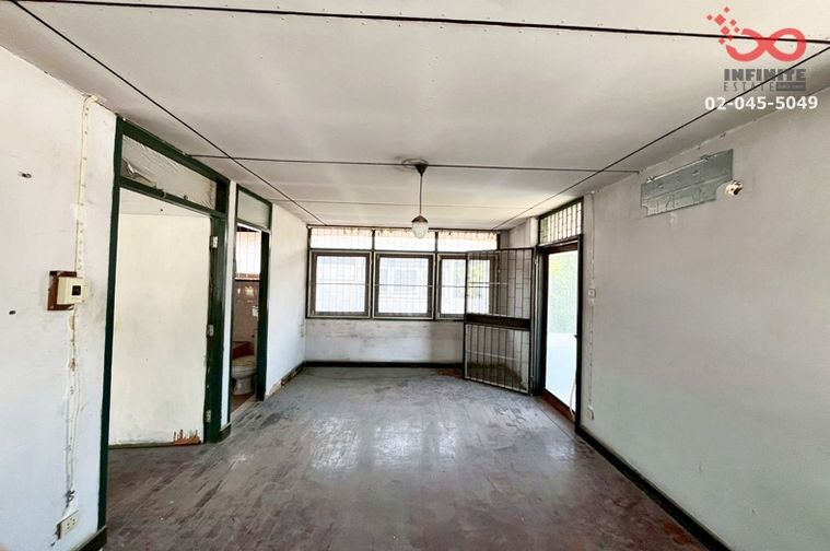 ขายบ้านเดี่ยว 3 ห้องนอน 180 ตร.ม. 64 ตร.ว. เขตพระโขนง
